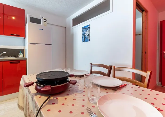 A La Montagne Pour 6 - 280m Des Pistes Apartament *