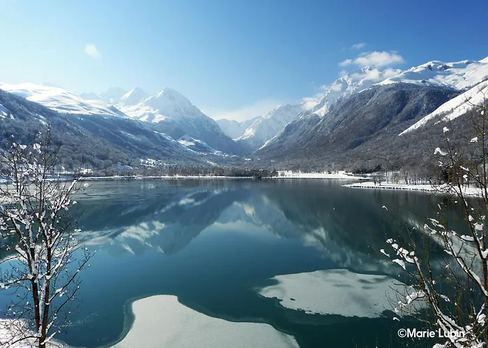 A La Montagne Pour 6 - 280m Des Pistes Apartament