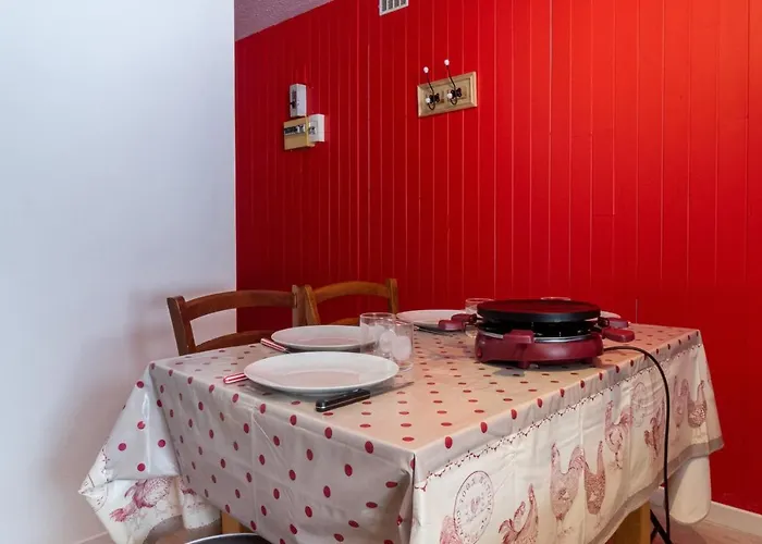 A La Montagne Pour 6 - 280m Des Pistes Genos