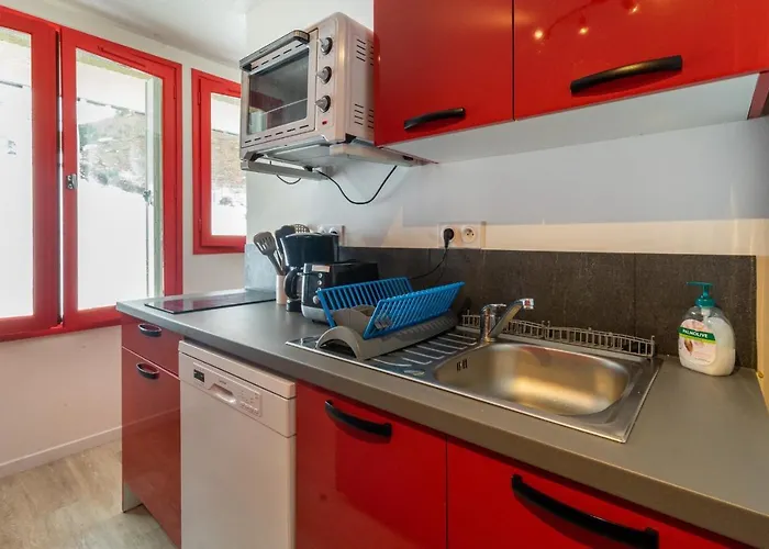 A La Montagne Pour 6 - 280m Des Pistes Genos